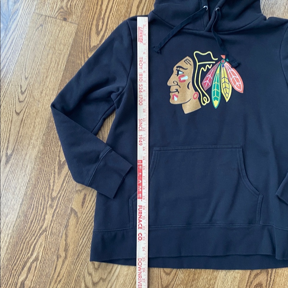 Unisex Chicago Blackhawks pullover hoodie NHL size XL #12 Debrincat black - Picture 4 of 10